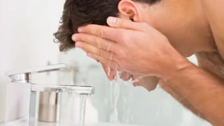 Sleeping: మీకు సరైన నిద్ర లేదని ఎలా తెలుస్తుంది? శరీరంలో ఈ సంకేతాలు కనిపిస్తాయి!