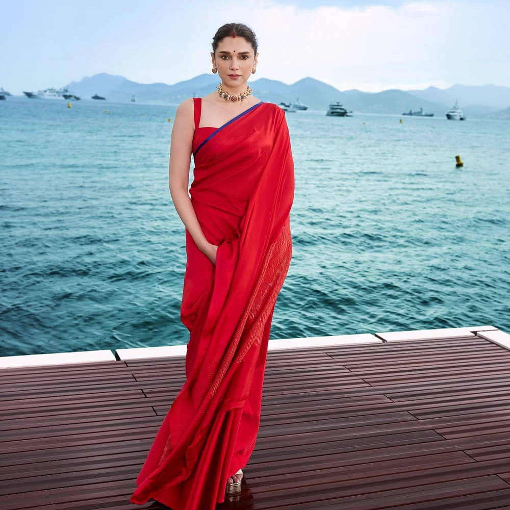 మమ్ముట్టి నటించిన 'ప్రజాపతి' చిత్రం 2006లో విడుదలైంది. ఈ చిత్రం ద్వారానే అదితి రావు సినీ పరిశ్రమలోకి అడుగుపెట్టింది. ఈ చిత్రంలో ఆమె మమ్ముట్టి సరసన నటించి ఉండేది.