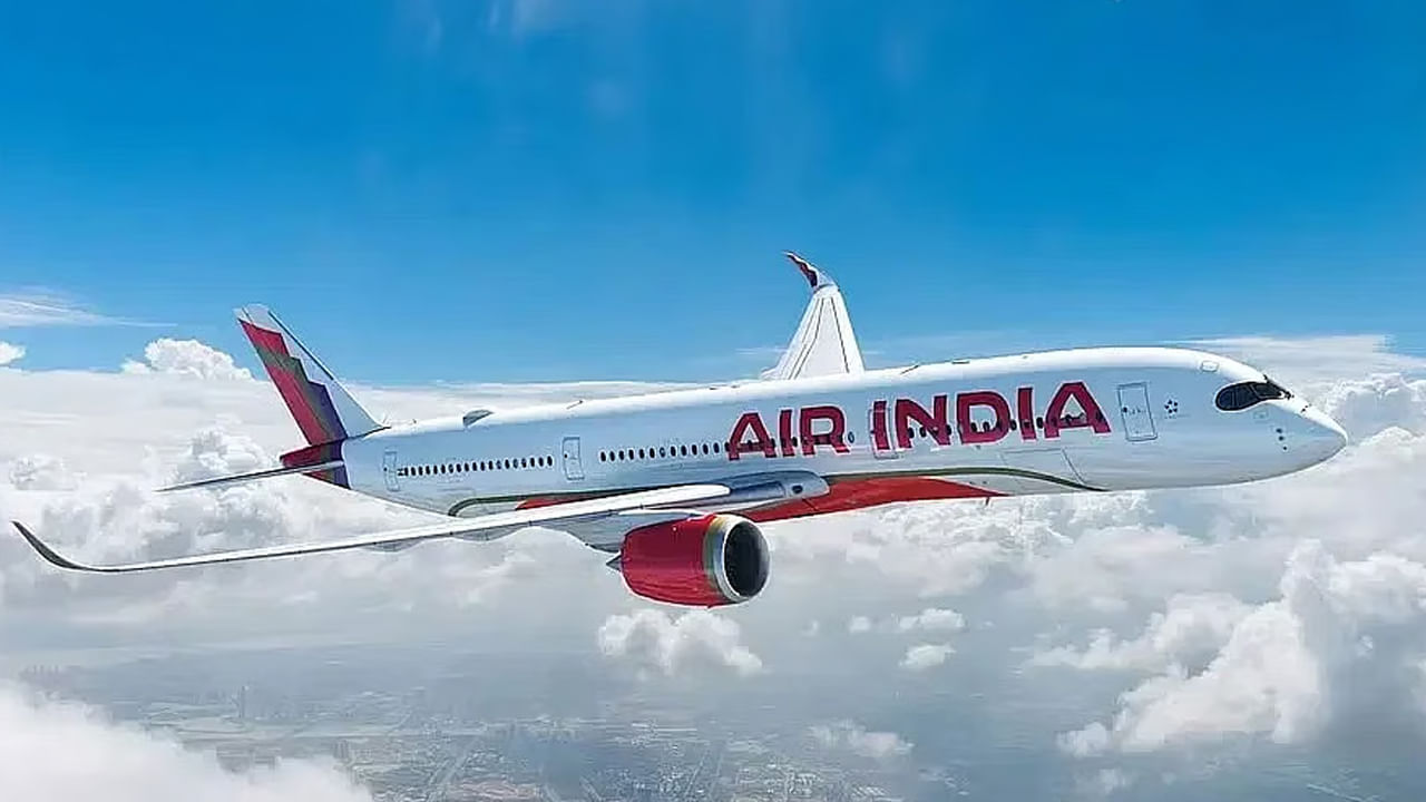 Mid-Air Scare: ఎయిర్‌ఇండియా విమానంలో కలకలం.. కాక్‌పిట్‌ డోర్‌ తెరిచే యత్నం..!