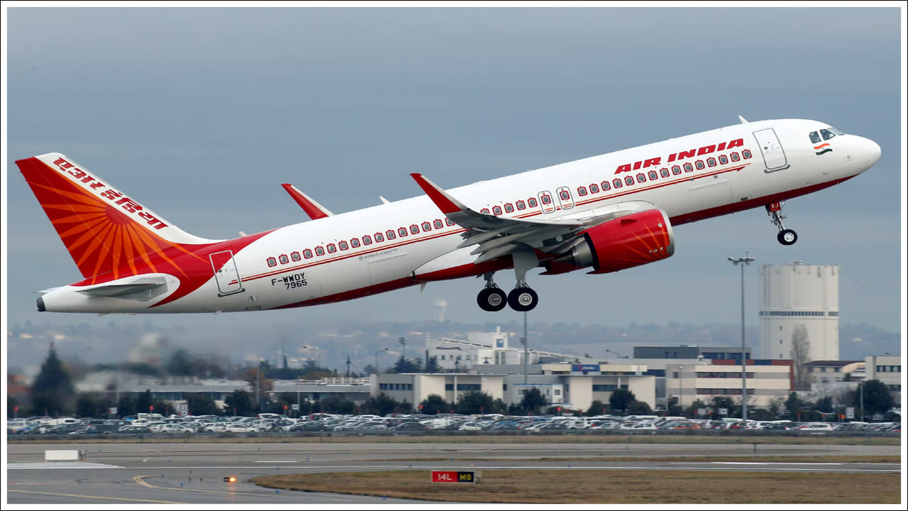 Air India Offers: వీరికి ఎయిర్‌ ఇండియా ప్రత్యేక డిస్కౌంట్లు.. టికెట్ ధరపై భారీగా ఆదా..!