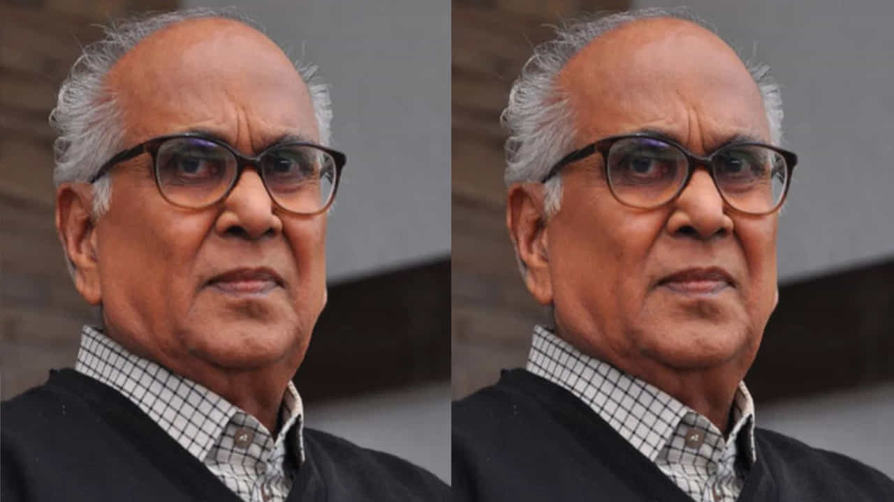 తెలుగు సినిమా సూపర్ స్టార్ నటుడు, అక్కినేని నాగేశ్వరరావుకు 1990లో ఫాల్కే అవార్డు లభించింది. నట సామ్రాట్ గా ఖ్యాతి గాంచిన నాగేశ్వరరావును తెలుగు సినిమా తొలి సూపర్ స్టార్ అని పిలుస్తారు.