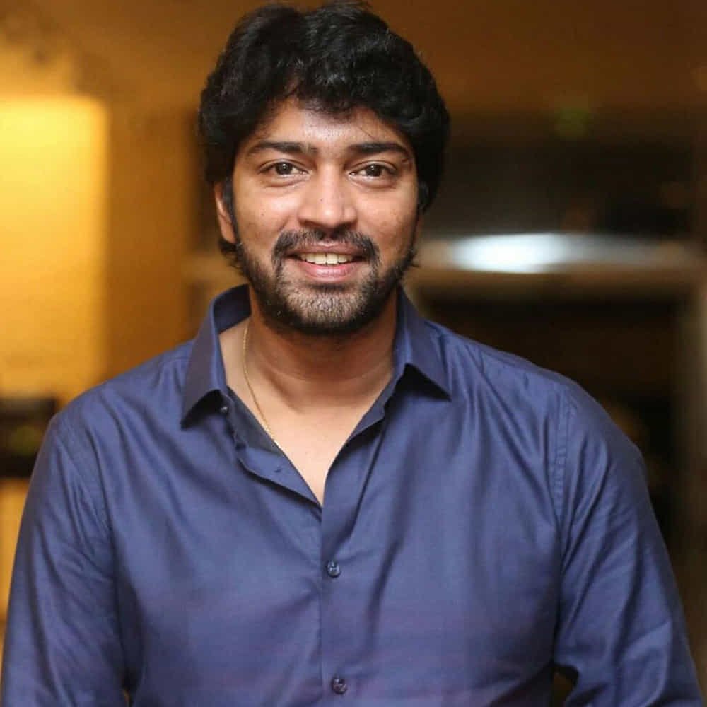 ఇందులో ఆల్కహాల్ను సితార ఎంటర్టైన్మెంట్స్ నిర్మిస్తున్నారు. కొత్త కాన్సెప్ట్తో ఆసక్తికరంగా టీజర్ కట్ చేసారు దర్శకుడు మెహర్ తేజ్. గతంలో సుహాస్తో ఫ్యామిలీ డ్రామా అనే సినిమా చేసారీయన.