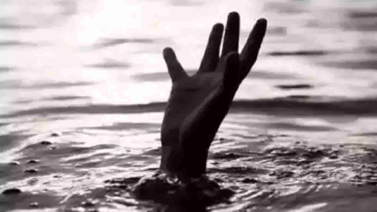 Andhra News: తీవ్ర విషాదం.. వర్షపు నీటిలో కొట్టుకుపోయిన బాలిక.. కొనసాగుతున్న గాలింపు!