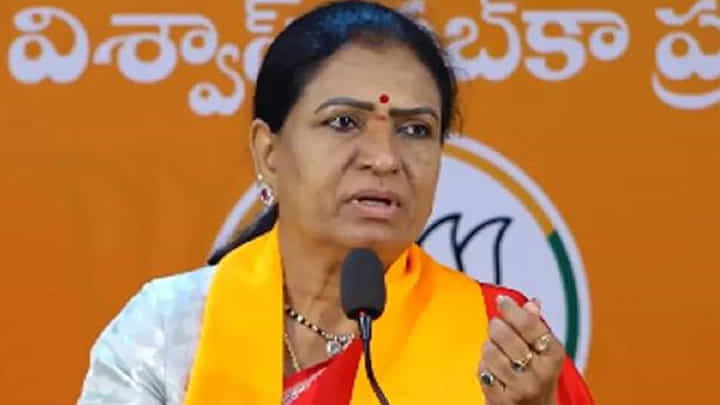 DK Aruna: కాళేశ్వరం అవినీతిపై కవిత వ్యాఖ్యలకు డికే అరుణ స్పందన DK Aruna: కాళేశ్వరం అవినీతిపై కవిత వ్యాఖ్యలకు డికే అరుణ స్పందన
