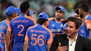 India vs Pakistan: టాస్​ గెలిచి పెద్ద తప్పు చేసిన పాక్.. బ్యాక్ టు ఫెవీలియన్ అంటున్న బ్యాటర్లు