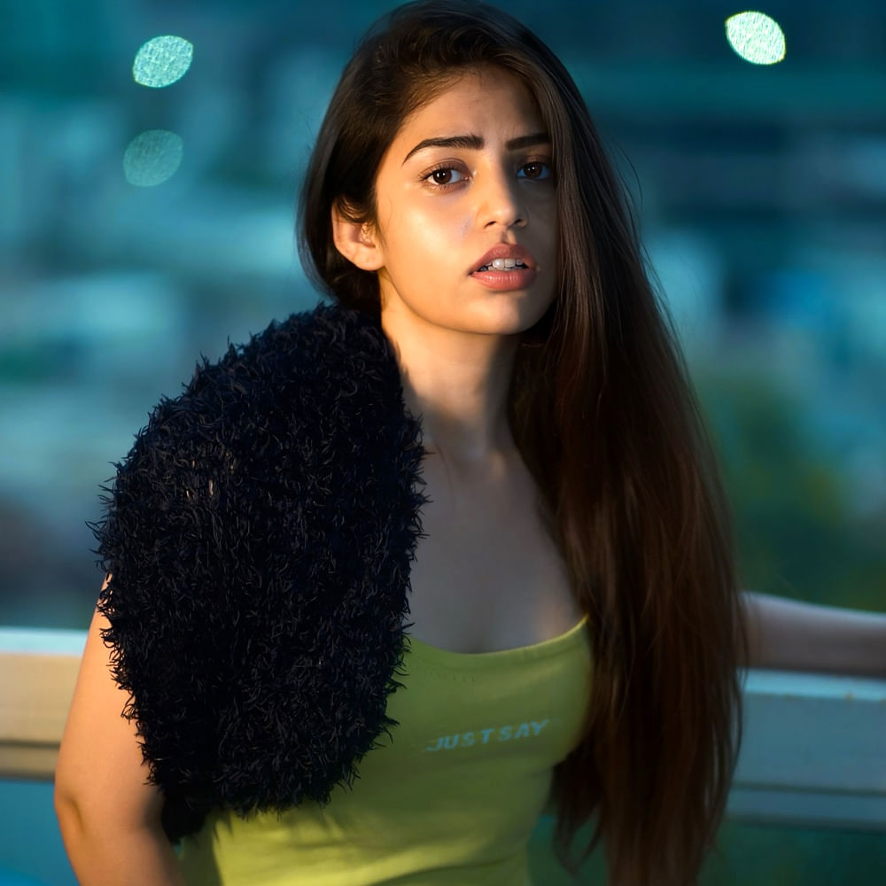 ప్రస్తుతం మంచి అవకాశాల కోసం చూస్తుంది ఈ వయ్యారి భామ. ఈ అమ్మడికి  మరిన్నీ అవకాశాలు రావాలనీ కోరుకుంటున్నారు ఆమె అభిమానులు . ఆమె 2019లో "మిస్ ఇండియా రన్నరప్"గా నిలిచింది, అలాగే "మిస్ ఇండియా ఫ్యాషన్ ఐకాన్ 2019" మరియు "మిస్ ఇండియా మిస్ ఆంధ్రప్రదేశ్ 2019" టైటిల్స్‌ను గెలుచుకుంది.