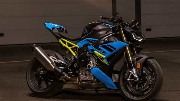 BMW S1000R : భారత్లో లాంఛ్ అయిన ఈ బైక్ ధర అక్షరాలా రూ.20 లక్షలు!