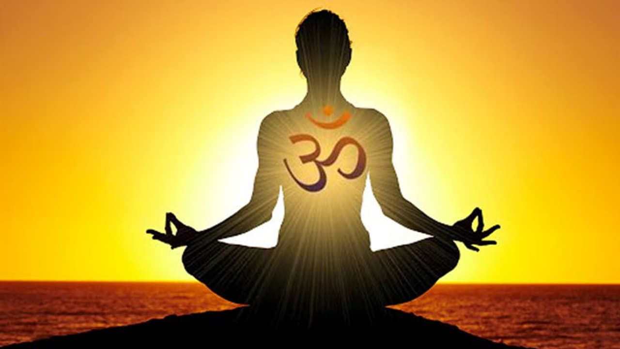 ముఖ్యంగా ఈ సమయాన్ని దేవతల సమయం అంటారు. ఎందుకంటే, ఈ ముహుర్తంలో దేవతలందరూ భూమిపై సంచరిస్తారని, అందువలన ఈ సమయంలో ఏ పూజ చేసినా అది వారికి చెందుతుంది. ఆధ్యాత్మిక సాధన ద్వారా మీరు దేవుళ్లతో కనెక్ట్ అవ్వవచ్చు, అద్భుతమైన మార్గదర్శకత్వం పొందవచ్చు. ఈ సమయంలో చేసే ఏ పని అయినా సరే మంచి ఫలితాన్ని ఇస్తుందంట.