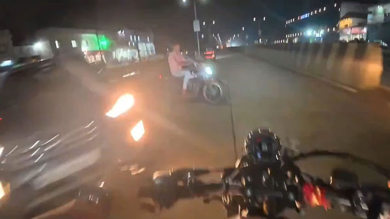 Viral Video: పోతార్రరేయ్...తప్పెవరిదో మీరే చెప్పండి... నెటిజన్స్ మాత్రం ఓ రేంజ్లో ఉతుకుతున్నరు