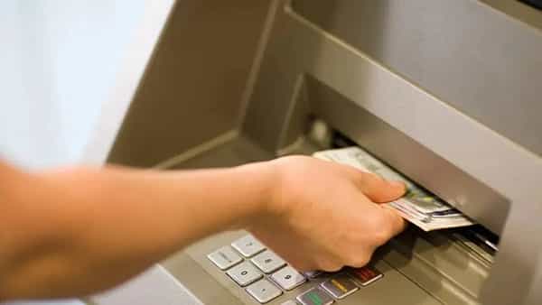 Cashless Withdraw: ఏటియం కార్డు లేదా? పర్లేదు.. ఫోన్ తోనే క్యాష్ విత్డ్రా చేసుకోవచ్చు!