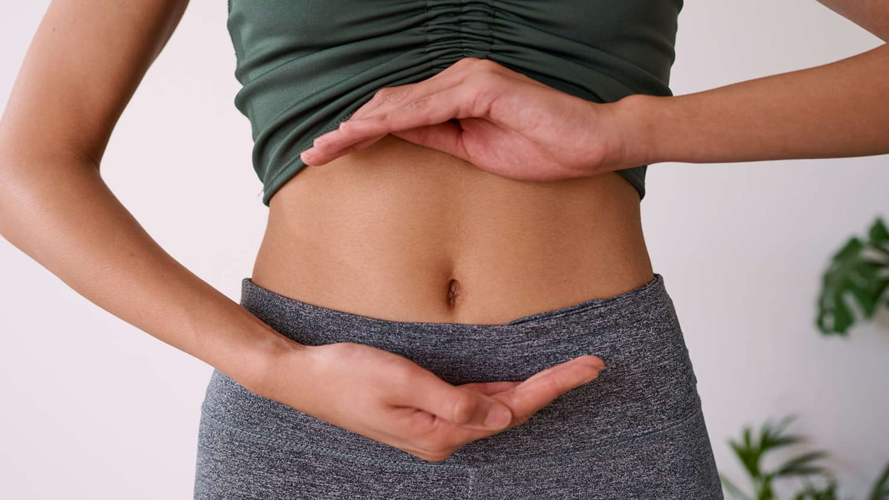 Castor Oil On Belly Button4