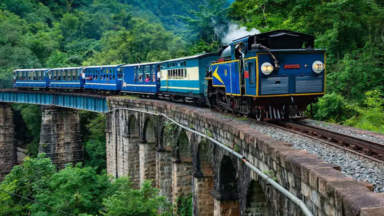 Indian Railways: ఒక్క రైలు టికెట్‌తో భారతదేశం అంతటా ప్రయాణించవచ్చు.. ఎలాగో తెలుసా?