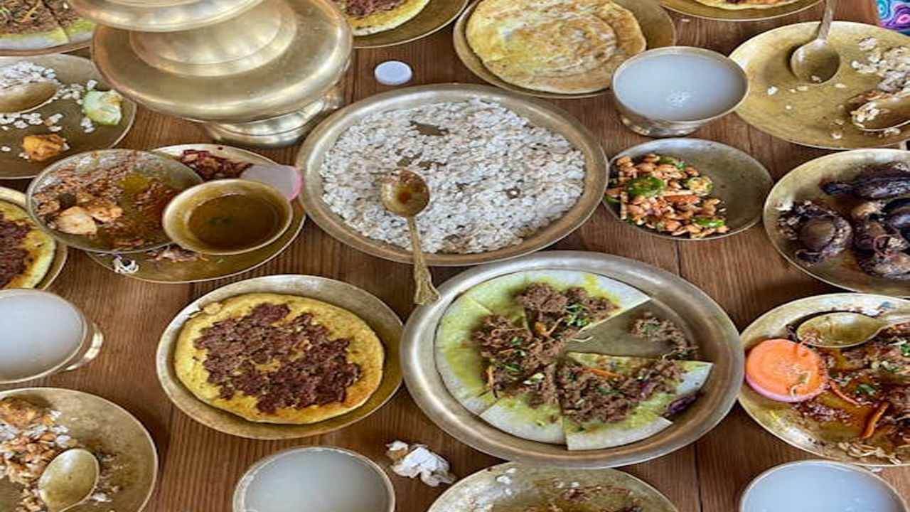 రాగి లేదా ఇత్తడి, దేనిలో వండటం మంచిది: రెండు పాత్రలకు వాటి సొంత ప్రత్యేక ప్రయోజనాలు ఉన్నాయి. రాగి పాత్రలో వంట త్వరగా అవుతుంది. ఆహారం రుచికరంగా ఉంటుంది. ఇది కడుపు సమస్యల నుంచి కూడా ఉపశమనం కలిగిస్తుంది. ఇత్తడిలో వంట చేయడం వల్ల ఆహారం పోషక విలువలు తగ్గవు. ఇత్తడి పత్రాలు మన్నికైనవి కూడా. ధర పరంగా.. రాగి.. ఇత్తడి కంటే కొంచెం ఖరీదైనది. అయితే రెండు పాత్రలలో పుల్లని ఆహారాన్ని వండటం సిఫారసు చేయబడలేదు. ఎందుకంటే ఇది ప్రతిచర్యకు కారణమవుతుంది. కనుక అవసరాలకు సరిపోయే పాత్రను ఎంచుకుని వంట చేసుకోవడం వలన ప్రయోజనాలు ఉంటాయి. 
