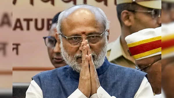 దేశ 15వ ఉపరాష్ట్రపతిగా సిపి రాధాకృష్ణన్.. 152 ఓట్ల మెజార్టీతో ఘన విజయం