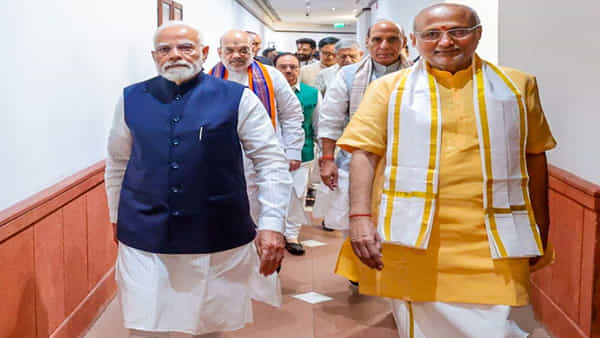 ఆర్ఎస్ఎస్ నుంచి.. మంత్రిగా.. గవర్నర్గా ఉపరాష్ట్రపతి వరకు.. రాధాకృష్ణన్ ప్రస్థానం సాగిందీలా..!