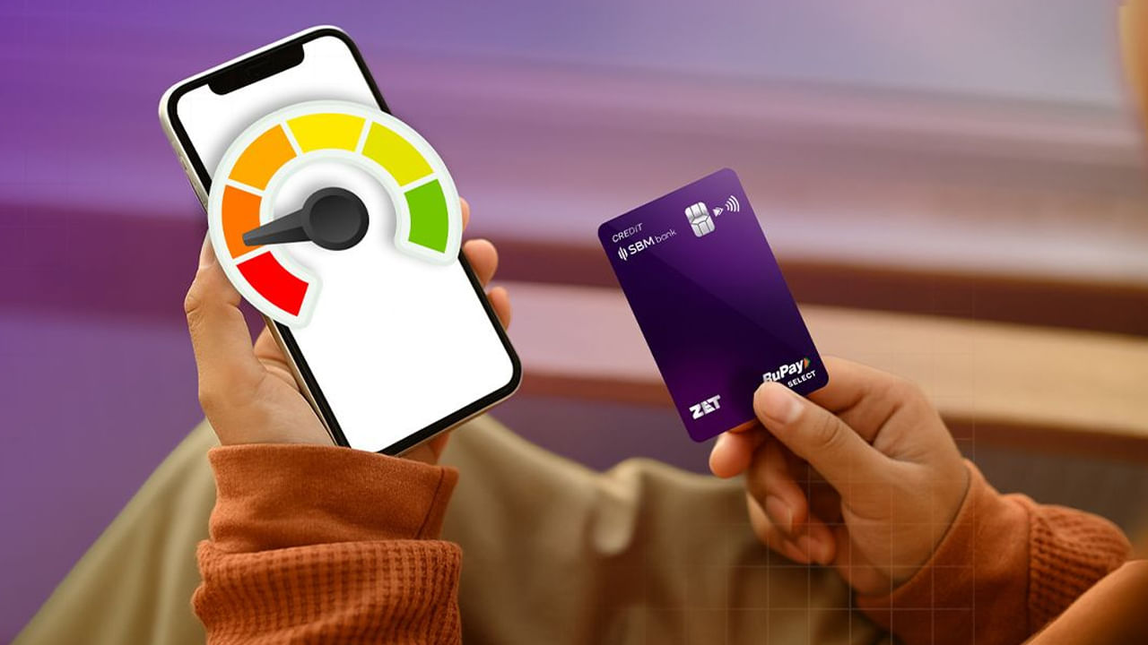 పెండింగ్‌ బిల్లులు క్లియర్‌.. బిల్లులు భారీగా పెరిగినప్పుడు డిస్కౌంట్‌తో బకాయిలను పరిష్కరించడం కొంతమంది క్రెడిట్ కార్డ్ వినియోగదారులలో ఒక సాధారణ పద్ధతి. అధిక క్రెడిట్ స్కోరు కలిగి ఉండాలంటే అలా చేయకండి. మీ క్రెడిట్ కార్డ్ బిల్లు రూ.1 లక్షకు చేరుకున్నప్పుడు, దానిని రూ.70,000 కు పరిష్కరించడం మంచిగా అనిపించినా.. ఇది మీ స్కోర్‌పై ప్రతికూల ప్రభావాన్ని చూపుతుంది.
