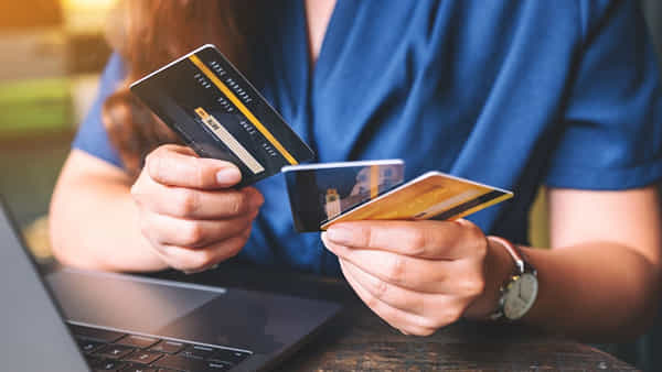 RBI కొత్త రూల్స్.. ఇకపై క్రెడిట్ కార్డ్స్ను అలా ఉపయోగించడం కుదరదు!