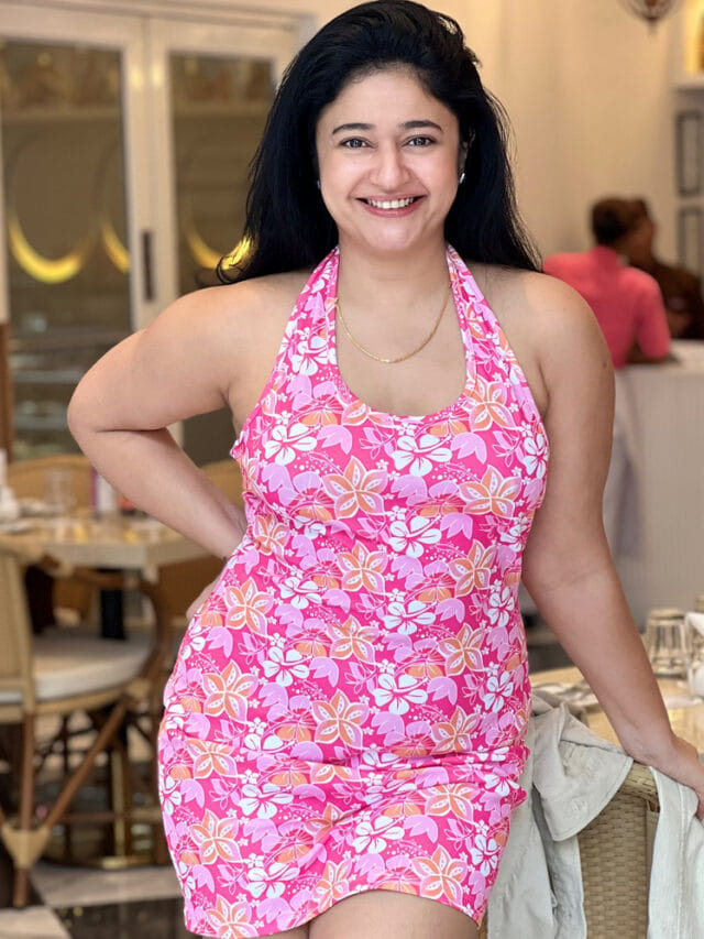 అందాలతో గత్తర లేపిన వయ్యారి భామ.. ఈ అమ్మడు గుర్తుందా.?