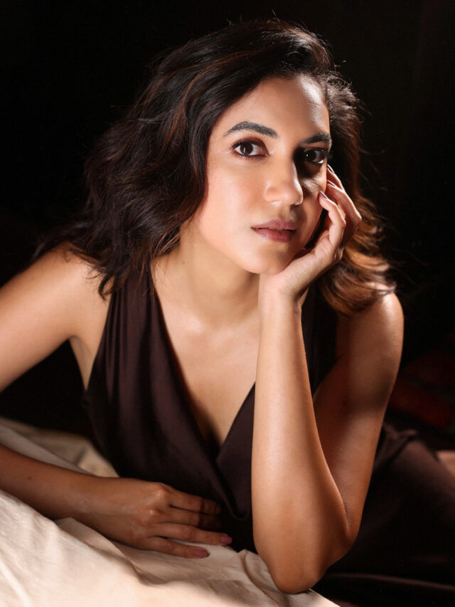 వరుస ఫ్లాప్స్ .. అవకాశాల కోసం ఎదురుచూస్తున్న వయ్యారి భామ రీతూ