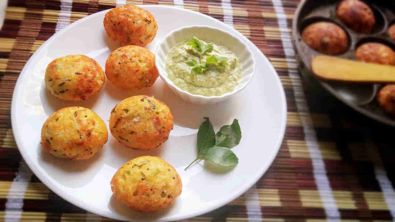 Rava Bonda: రవ్వతో చిటికలో హెల్తీ స్నాక్.. ఇవి రుచి చూస్తే మైదా వాడటం మానేస్తారు..