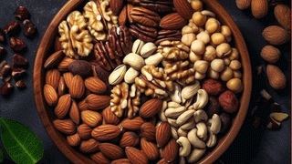 Health Tips: సంతోషం ఎక్కువైతే కన్నీళ్లు ఎందుకు వస్తాయో తెలుసా..? తెలిస్తే నోరెళ్లబెడతారు..