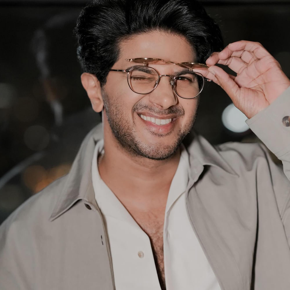 కేరళ జానపద కథల్లోకి నీలి అనే పాత్ర చుట్టూ ఈ క్యారెక్టర్ సాగుతుంది. ఫాంటసీ అంశాలతో పాటు అదిరిపోయే స్క్రీన్ ప్లే కొత్త లోక సినిమాకు ప్రధాన బలం. తన వేఫేరర్ ఫిల్మ్స్ బ్యానర్‌పై ఈ సినిమాను నిర్మించారు దుల్కర్. 