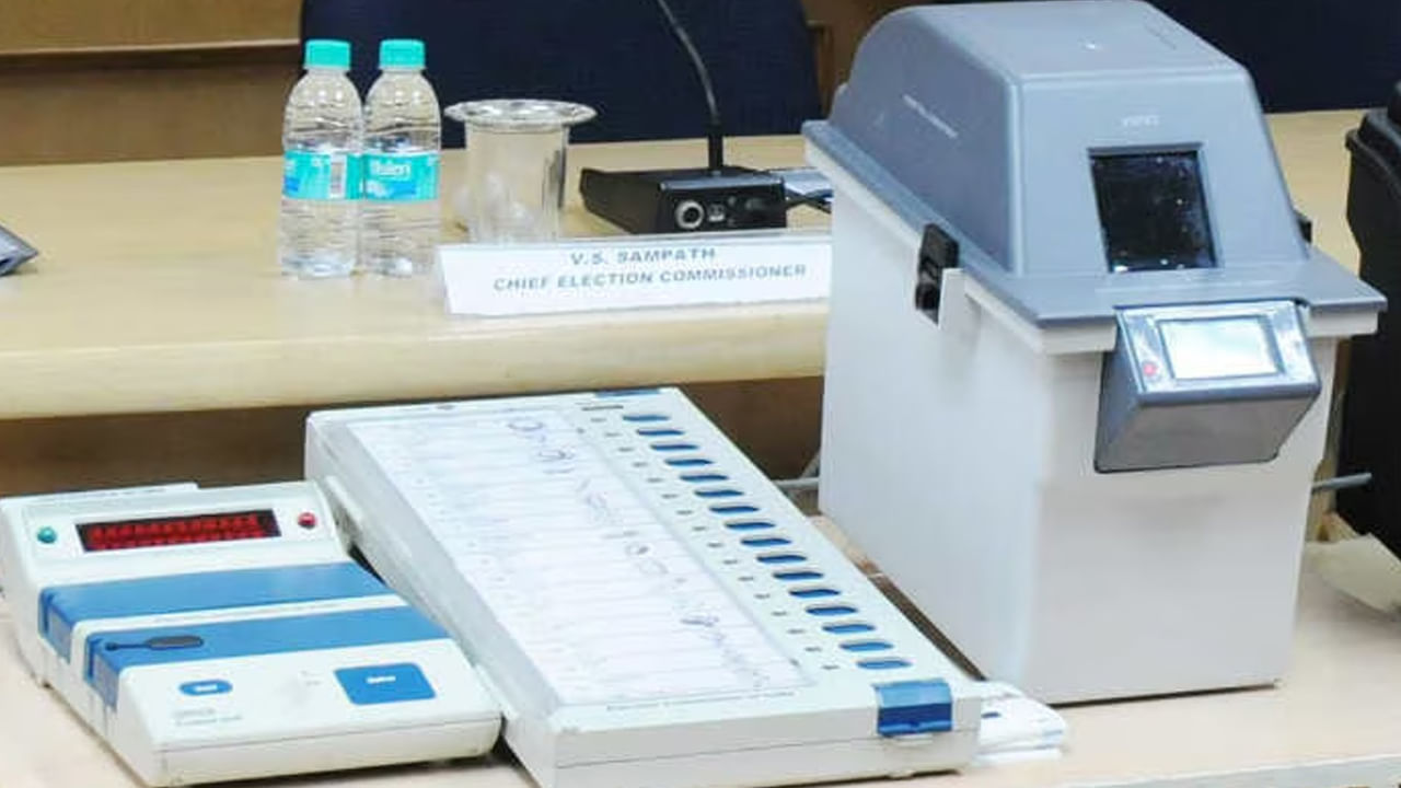 EVM బ్యాలెట్ పేపర్లలో మార్పులు..! కీలక నిర్ణయం తీసుకున్న ఎన్నికల సంఘం