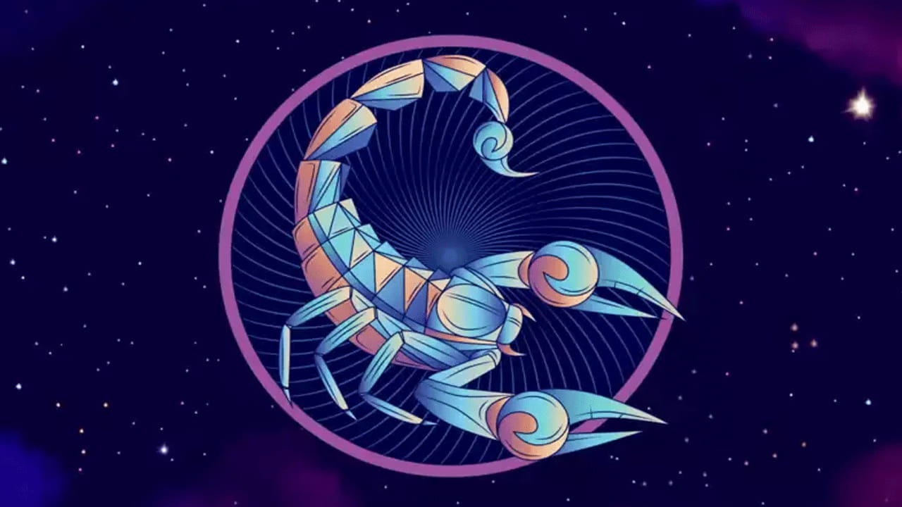 వృశ్చిక రాశి : వృశ్చిక రాశి వారికి 12 ఏళ్ల తర్వాత గురు గ్రహం తన ఉచ్ఛ రాశి అయిన కర్కాటక రాశిలోకి ప్రవేశించడం వలన పట్టిందల్లా బంగారమే కానుంది. వీరు ఏ పని చేసినా అందులో విజయం అందుకుంటారు. విద్యార్థులు మంచి ర్యాంకులు పొందుతారు. పోటీ పరీక్షలకు ప్రిపేర్ అయ్యే వారికి ఇది మంచి సమయం. అనుకున్న పనులన్నీ నెరవేరుస్తారు.