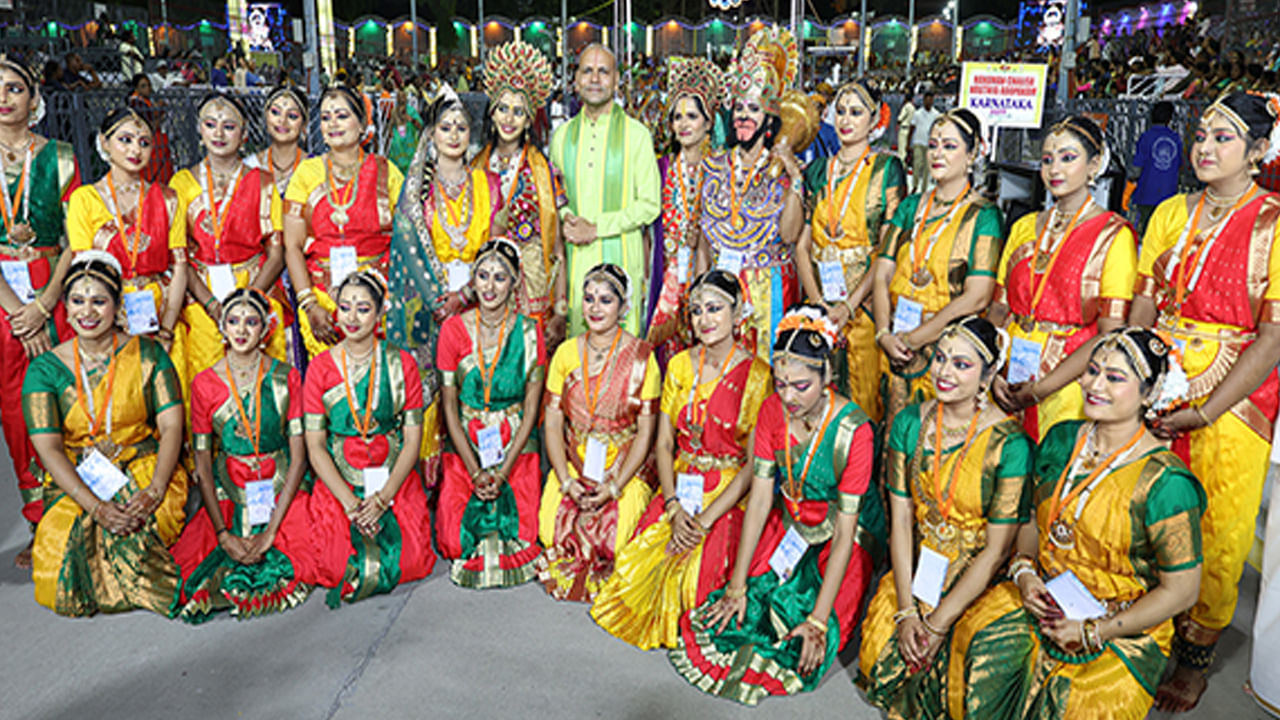 Hamsa Vahanam