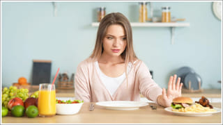 పిరియడ్స్ ఆలస్యం అవ్వాలని మాత్రలు వేసుకుంటున్నారా..? 18ఏళ్ల ఇంజనీరింగ్‌ విద్యార్థిని మృతి..