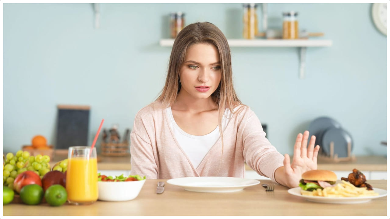 Health Tips: 30 ఏళ్ల తర్వాత మహిళలు ఈ 5 పదార్థాలకు దూరంగా ఉండాలి.. లేకుంటే వ్యాధులకు నిలయం!