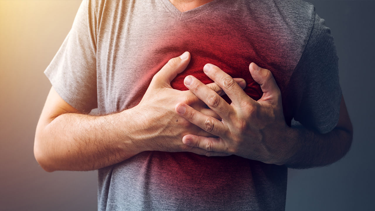 Heart Failure: హార్ట్‌ ఎటాక్‌ వచ్చే ముందు కనిపించే లక్షణాలివే.. నిర్లక్ష్యం అస్సలొద్దు!