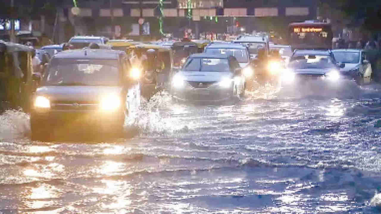 Telangana: ముంచుకొస్తున్న వాయుగుండం.. తెలంగాణకు భారీ నుంచి అతిభారీ వర్షాలు.. ఈ జిల్లాలకు