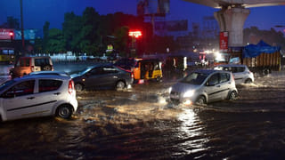 హైదరాబాద్‌లో మరో విషాదం.. అఫ్జల్‌ సాగర్‌ నాలాలో పడి ఇద్దరు వ్యక్తులు గల్లంతు! కొనసాగుతున్న గాలింపు!