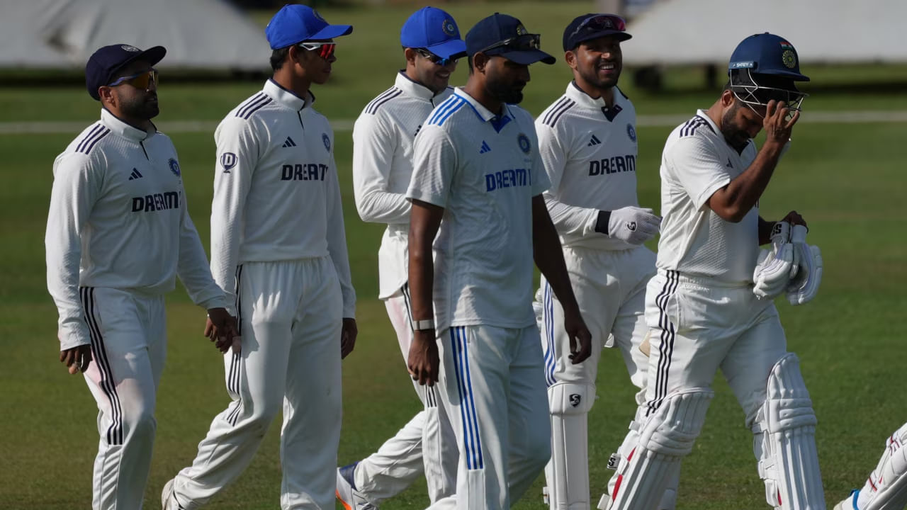 ఆస్ట్రేలియాతో రెడ్ బాల్ సిరీస్ కోసం భారత్ ఏ జట్టు:- శ్రేయాస్ అయ్యర్ (కెప్టెన్), అభిమన్యు ఈశ్వరన్, ఎన్ జగదీశన్ (వికెట్ కీపర్), సాయి సుదర్శన్, ధృవ్ జురెల్ (వైస్ కెప్టెన్, వికెట్ కీపర్), దేవదత్ పడిక్కల్, హర్ష్ దూబే, ఆయుష్ బదోని, నితీష్ కుమార్ రెడ్డి, తనుష్ కోఠియన్, ప్రసీద్ధ్ కృష్ట, గుర్‌నూర్ బ్రార్, ఖలీల్ అహ్మద్, మానవ్ సుతార్, యష్ థాకుర్.