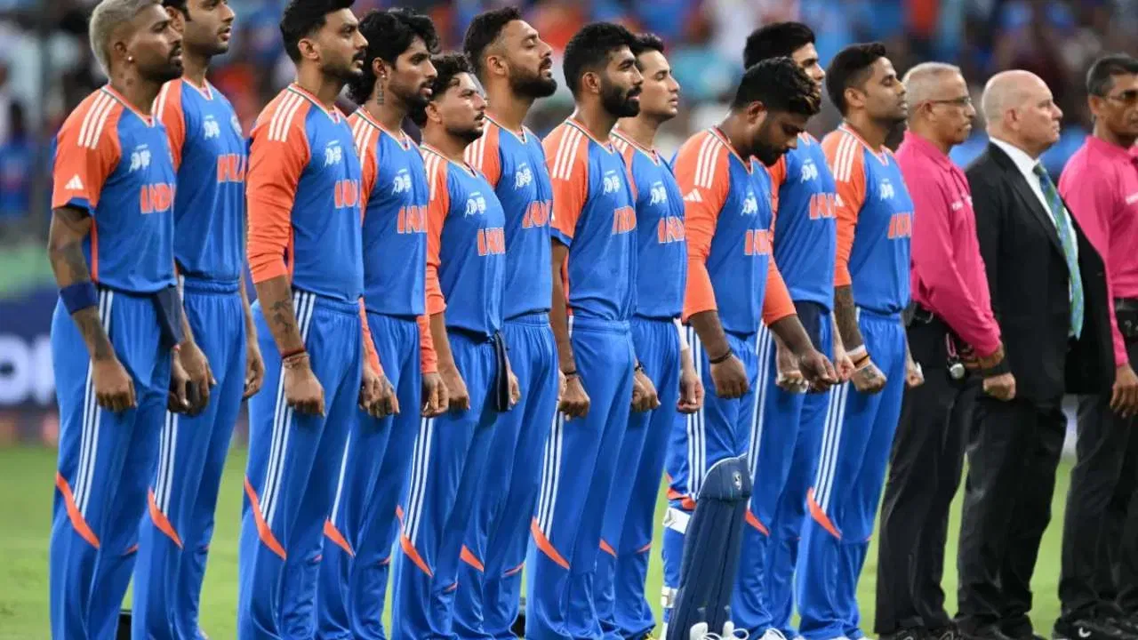 Team India: సిరీస్ ఓటమెరుగని కెప్టెన్.. మరో 14మంది డేంజరస్ ప్లేయర్లు.. టీ20 ప్రపంచకప్నకు భారత జట్టు చూశారా?