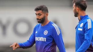 Asia Cup T20:మనోళ్లకు కూడా ఛాన్సులు ఇవ్వొచ్చుగా.. కోహ్లీ భయ్యా అన్ని రికార్డుల్లోనూ నువ్వే ఉండాలా ?