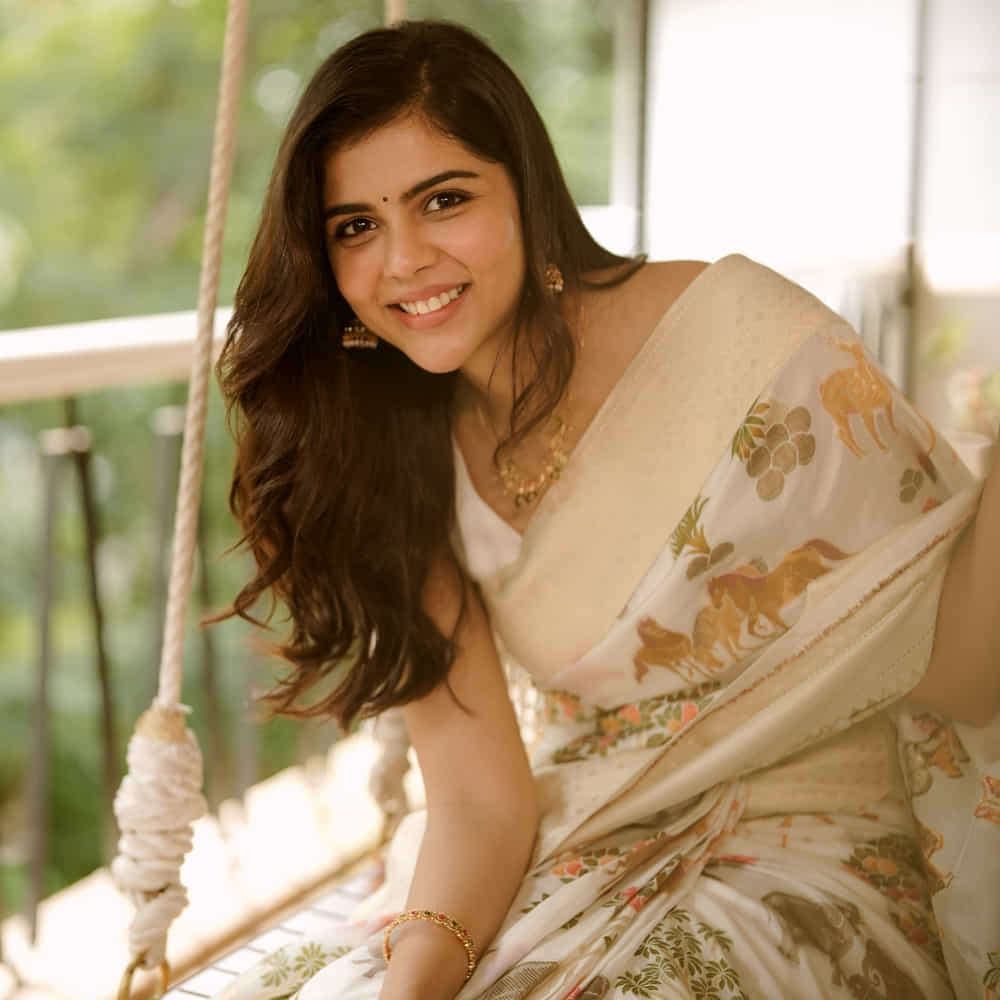 ఆ తర్వాత తెలుగులో సాయి ధరమ్ తేజ్ చిత్రలహరి, శర్వానంద్ రణరంగం వంటి చిత్రాల్లో నటించింది. ఈ సినిమాలు సైతం బాక్సాఫీస్ వద్ద నిరాశపరిచాయి. దీంతో ఆమెకు తెలుగులో వరుసగా అవకాశాలు తగ్గిపోయాయి. ఇప్పుడు మలయాళంలో బిజీగా ఉంది.
