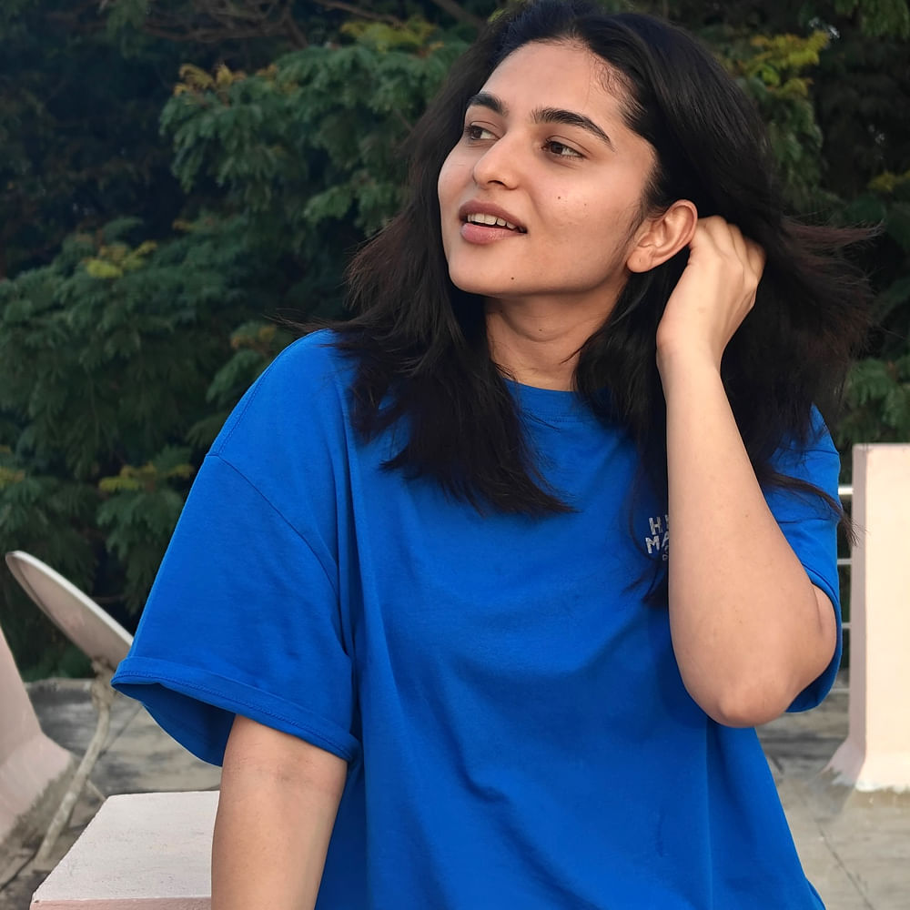 నటి కాయదు లోహర్ గురించి ఎంత చెప్పినా తక్కువే. అందం, అభినయం ఈ ముద్దుగుమ్మ సొంతం. మగిల్పేట సినిమాతో హీరోయిన్ గా ఎంట్రీ ఇచ్చిన ఈ బ్యూటీ, అల్లూరి సినిమాతో తెలుగు ప్రేక్షకులను పలకరించింది. ఈ సినిమాతో ఈ అమ్మడుకు అంతగా గుర్తింపు రాలేదు.