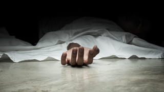 Watch Video: తన డిమాండ్ నెరవేర్చాలంటూ సెల్ టవర్ ఎక్కిన జనసేన నేత.. అదేంటో తెలుసా?