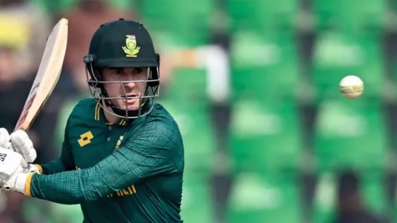 అలెన్ తర్వాత, దక్షిణాఫ్రికా ప్రస్తుత వన్డే కెప్టెన్ టెంబా బావుమా పేరు తర్వాత వస్తుంది. బావుమా తన కెరీర్‌లోని మొదటి ఐదు వన్డేల్లో 309 పరుగులు చేయడం ద్వారా గొప్ప ఆరంభం పొందాడు. ఇప్పుడు అతను జట్టుకు కెప్టెన్ కూడా.