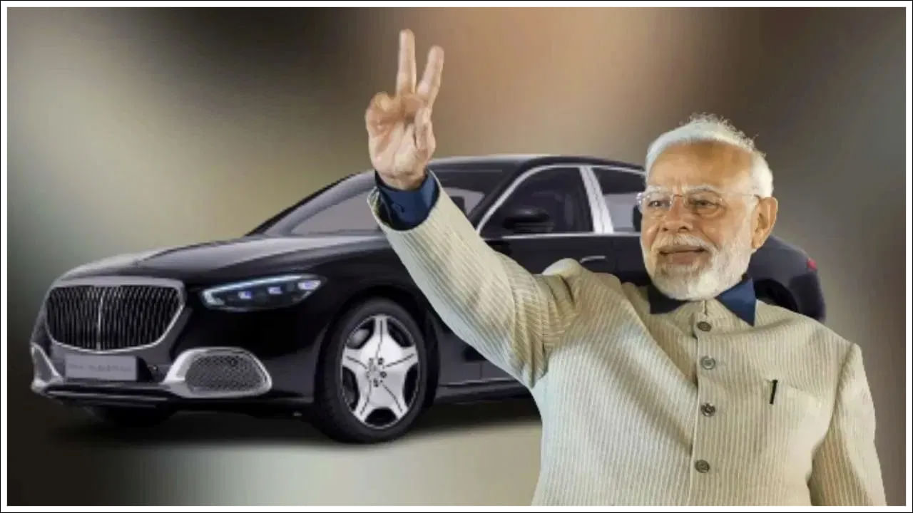 ప్రధానమంత్రి కారు పూర్తిగా బుల్లెట్ ప్రూఫ్, బాంబు ప్రూఫ్ మరియు హైటెక్. ప్రధాని మోదీ వద్ద అనేక వాహనాలు ఉన్నాయి, అవి సాంకేతికత పరంగా మాత్రమే కాకుండా భద్రత పరంగా కూడా బలంగా ఉన్నాయి.