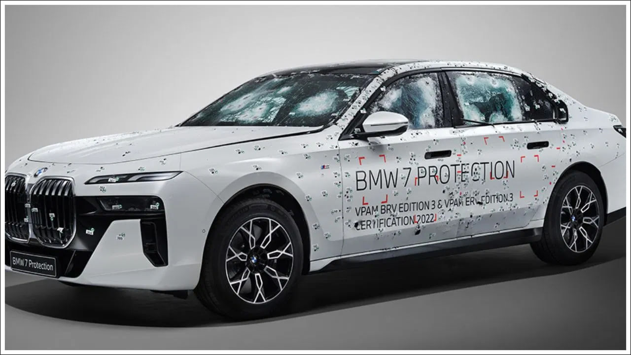 BMW 7 సిరీస్ హై సెక్యూరిటీ: ఈ కారు అటల్ బిహారీ వాజ్పేయి, మన్మోహన్ సింగ్ హయాం నుండి ఉనికిలో ఉంది. దీనికి బుల్లెట్ ప్రూఫ్ బాడీ, ఆక్సిజన్ ట్యాంక్, ఆయుధాల నుండి రక్షించే సామర్థ్యం కూడా ఉన్నాయి. దీని ధర దాదాపు 10 కోట్లు ఉండవచ్చు.
