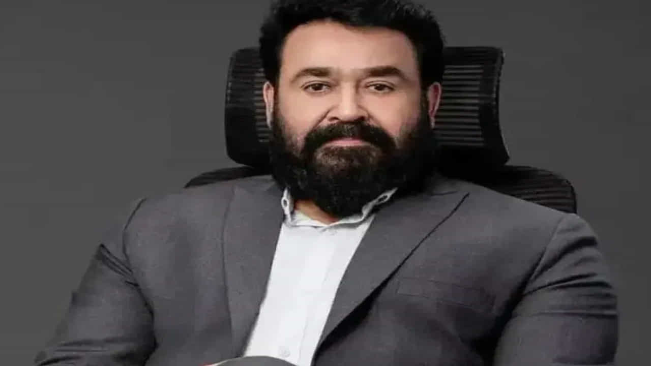 మలయాళ సినీ సూపర్ స్టార్ మోహన్ లాల్ 2023 ఫాల్కే అవార్డుకు ఎంపికయ్యారు. సెప్టెంబర్ 23, 2025న న్యూఢిల్లీలోని విజ్ఞాన్ భవన్లో జరిగే 71వ జాతీయ చలనచిత్ర అవార్డుల ప్రదానోత్సవంలో రాష్ట్రపతి ద్రౌపది ముర్ము మోహన్ లాల్ కు ఈ అవార్డుని ప్రధానం చేస్తారు.