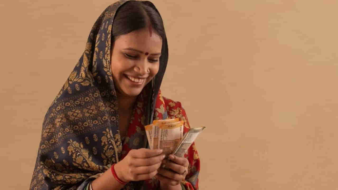 మహిళలకు ప్రతినెలా రూ.2100..! ఈ నెల 25 నుంచి పథకం ప్రారంభం..
