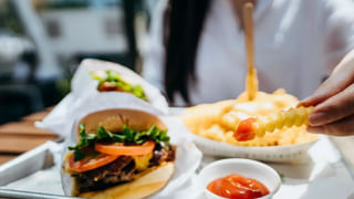 వాస్తు టిప్స్ : మీ ఇంట్లో ఈ మార్పులు చేస్తే అద్భుతాలే.. ఇంటి నిండా డబ్బే!