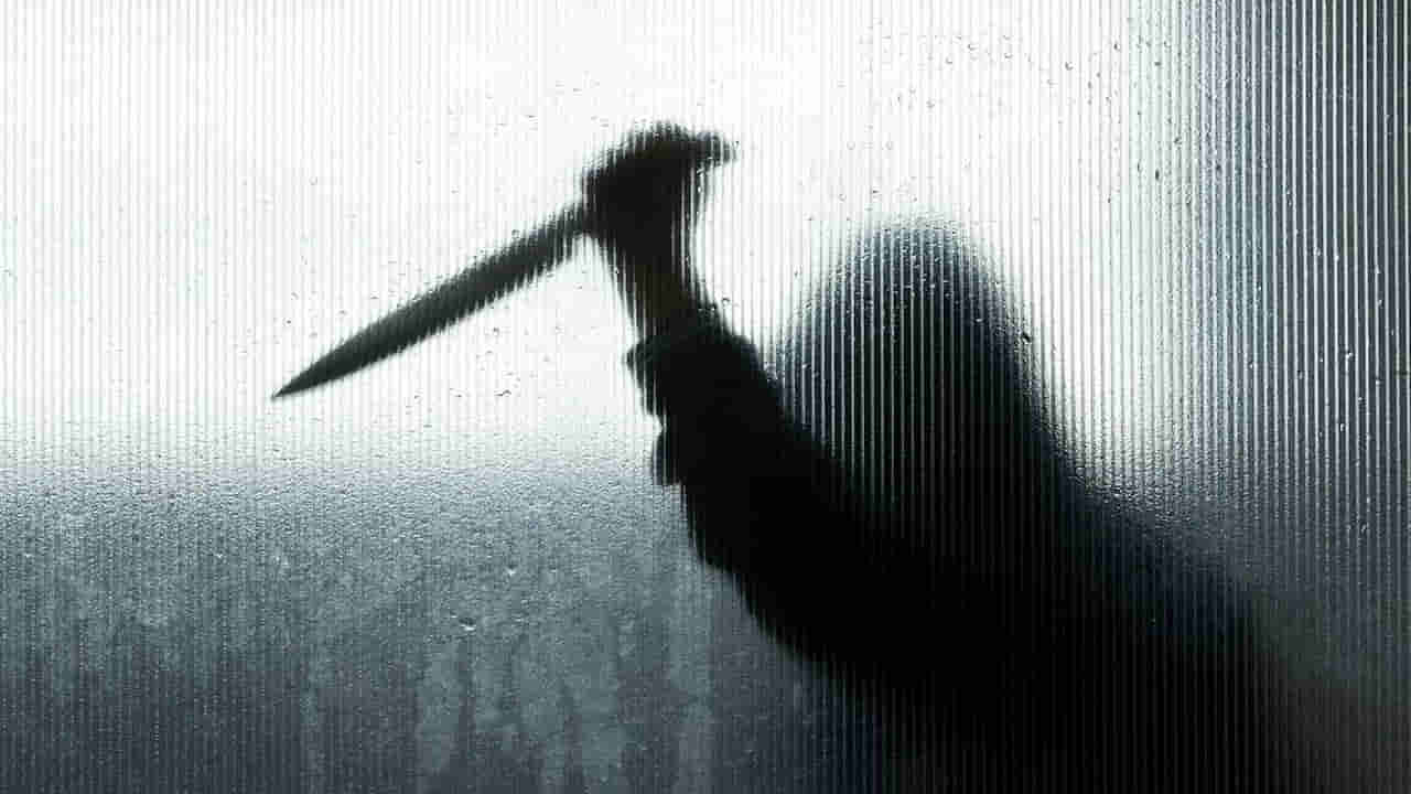 ప్రియుడు మోజులో కట్టకున్న భర్తనే..! వణుకుపుట్టించే దారుణ ఘటన..