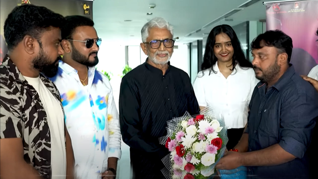 మురళీ మోహన్ చేతుల మీదుగా ‘మటన్ సూప్’ నుంచి మాస్ ఎనర్జిటిక్ సాంగ్..