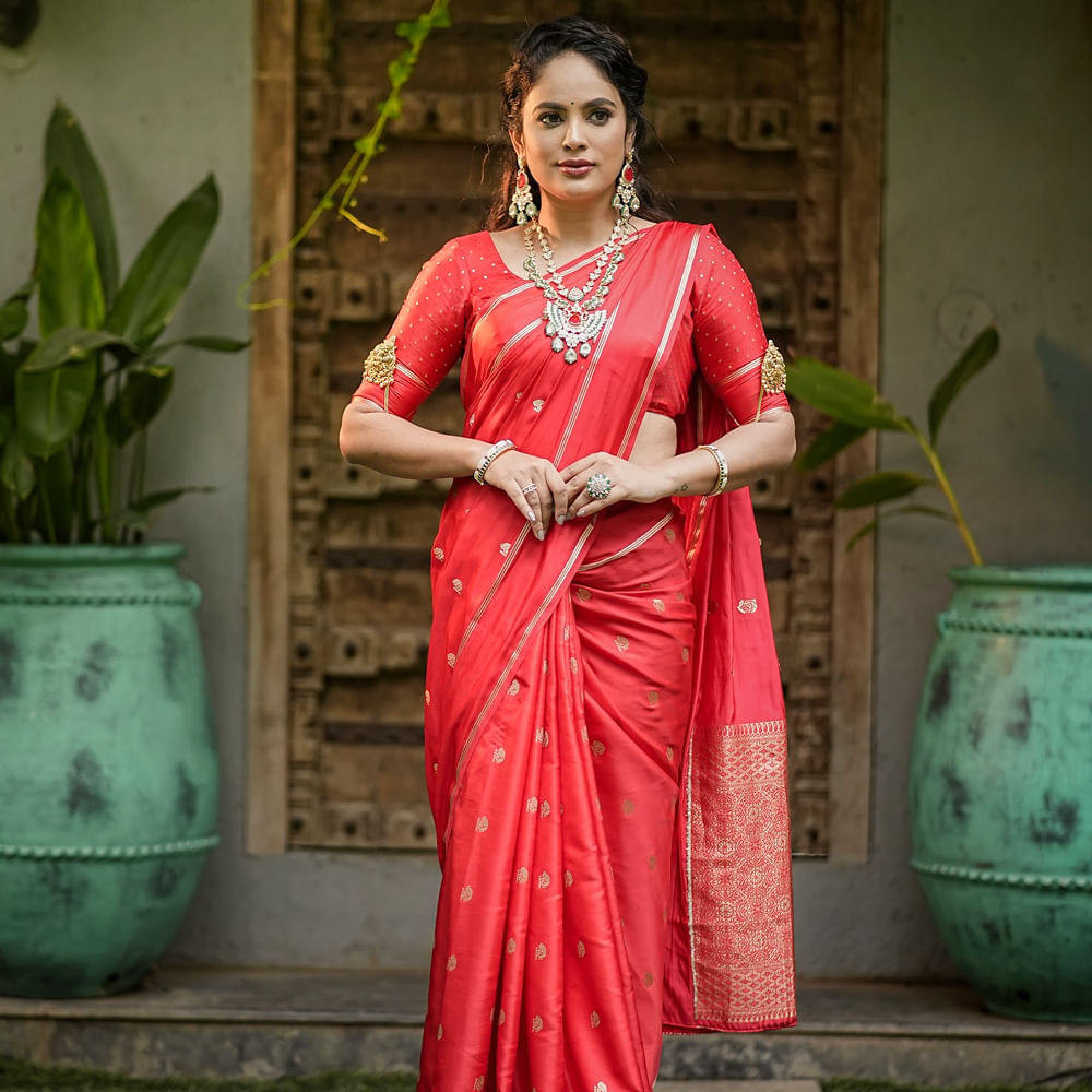 తెలుగులో 13 సినిమాలు చేసినా కూడా ఈ చిన్నదానికి ఆశించిన స్థాయిలో అవకాశాలు రాలేదు. ఇంతకూ ఈ ముద్దుగుమ్మ ఎవరో తెలుసు కదా.. ఆమె నందిత శ్వేతా. ఈ చిన్నది.. తెలుగు, తమిళ్, కన్నడ భాషల్లో సినిమాలు చేసి మెప్పించింది ఈ అందాల భామ.