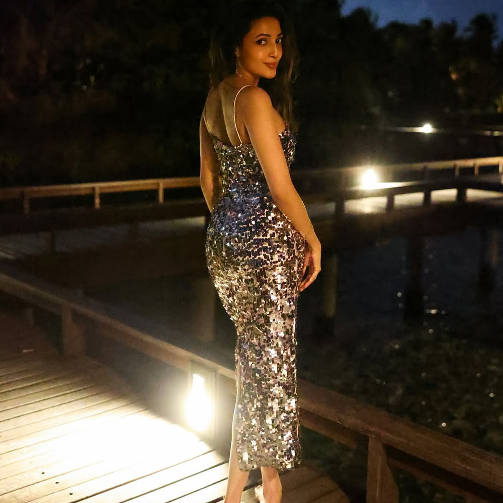 ప్రస్తుతం ఇందుకు సంబంధించిన కామెంట్స్ సోషల్ మీడియాలో వైరలవుతున్నాయి. మరోవైపు ఈ బ్యూటీ చేసిన మాటలు పవన్ అభిమానులకు కిక్కిస్తున్నాయి. అయితే ఓజీలో స్పెషల్ పాటతోపాటు మరికొన్ని కీలక సన్నివేశాల్లోనూ ఈ అమ్మడు నటించనుందట. అయితే ఆమె పాత్రకు సంబంధించిన వివరాలు తెలియరాలేదు. 